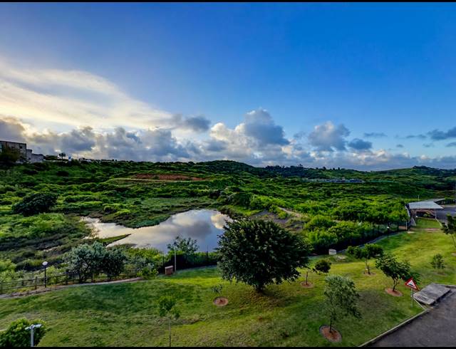 2 BEDROOM APARTMENT TO LET IN BALLITO CENTRAL